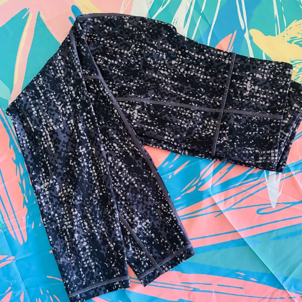 ATHLETA SALUTATION STASH Leggings